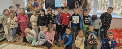 SPOTKANIE AUTORSKIE W BIBLIOTECE - GRUPA MYSZKI I MOTYLKI