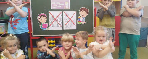 DZIEŃ BEZ PRZEMOCY- GRUPA KOTKI